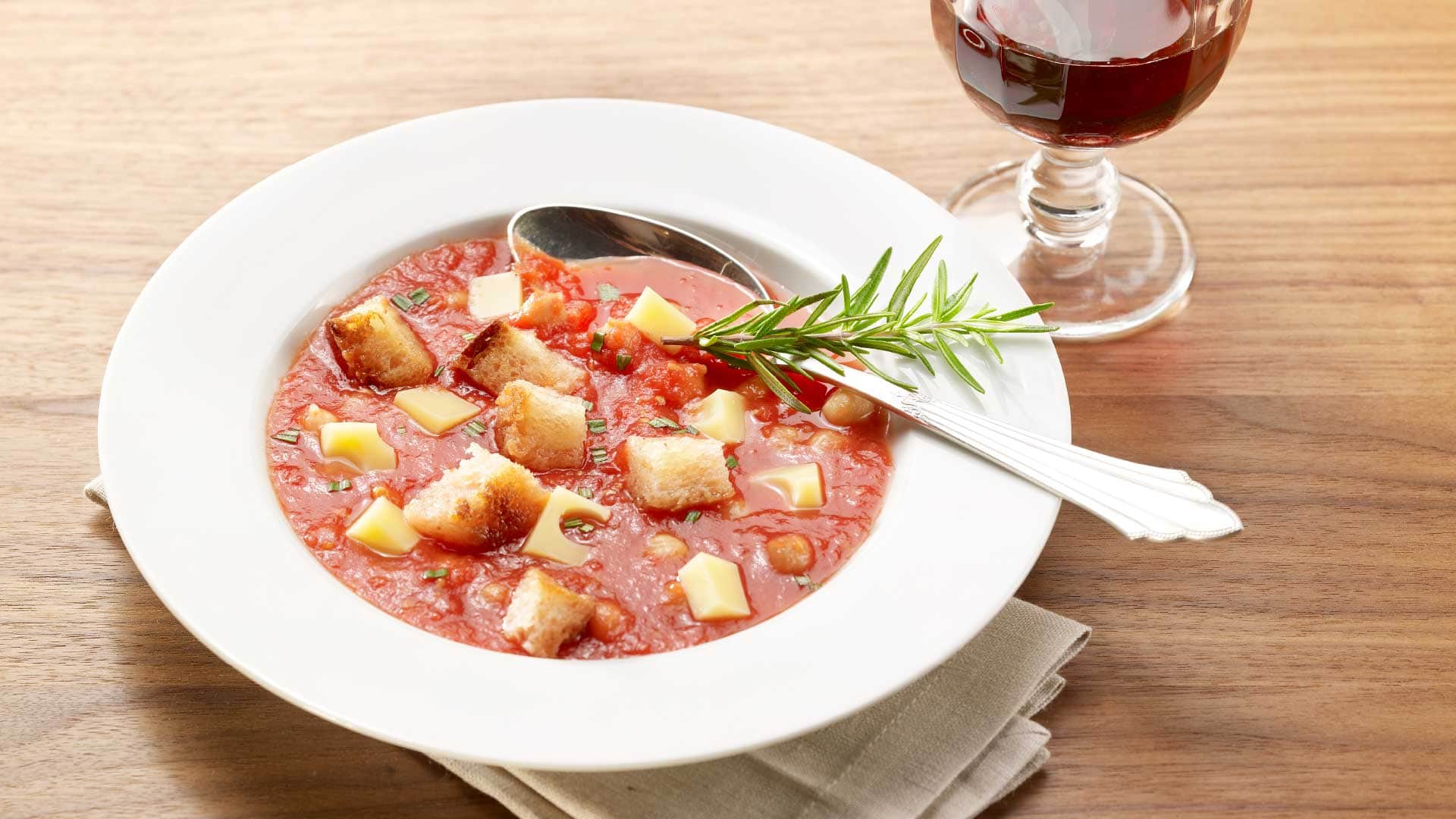 Chickpea soup with bread croutons - Emmentaler AOP Switzerland