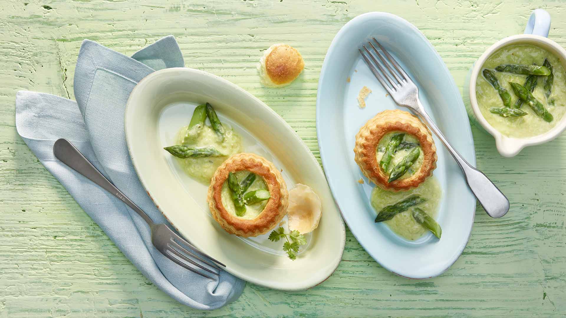 Asparagus vol-au-vent - Emmentaler AOP Switzerland