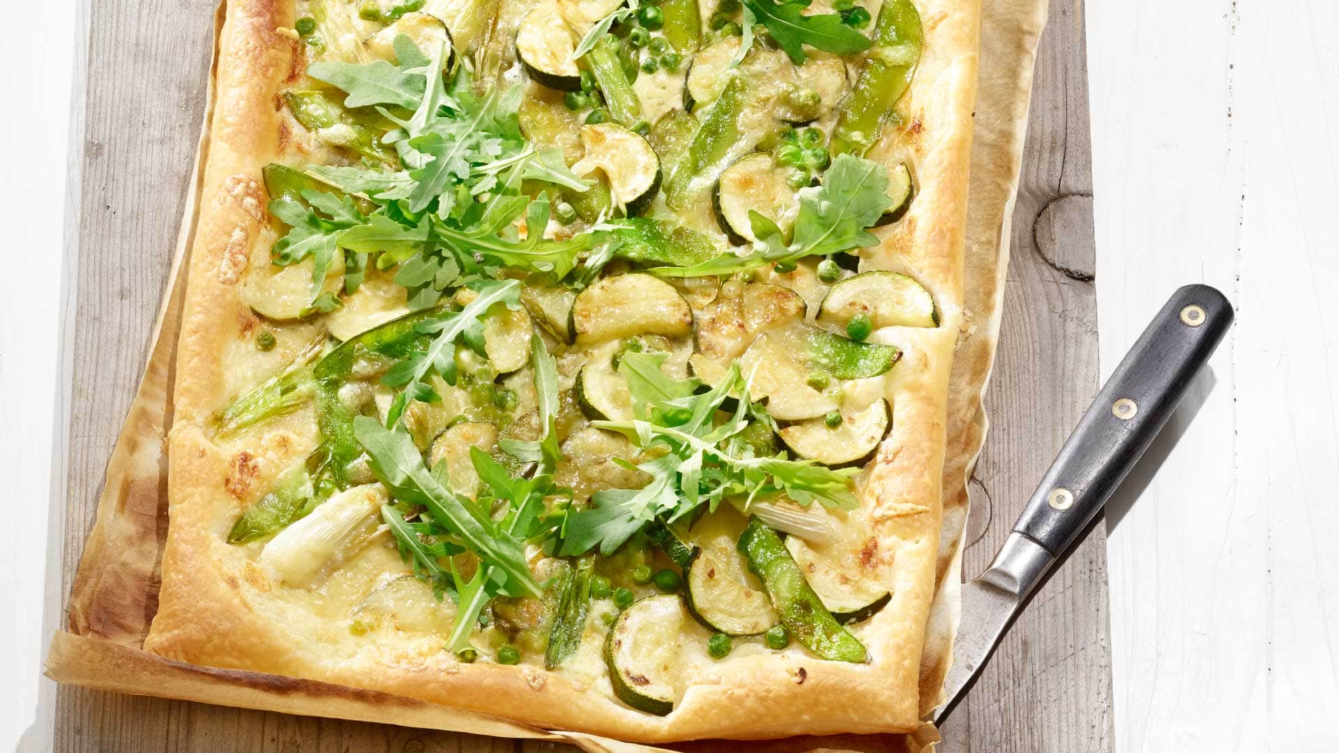 Tart with green vegetables - Emmentaler AOP Switzerland