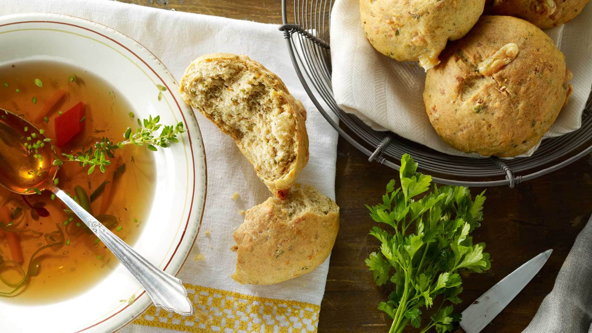 Emmentaler parsley rolls - Emmentaler AOP Switzerland