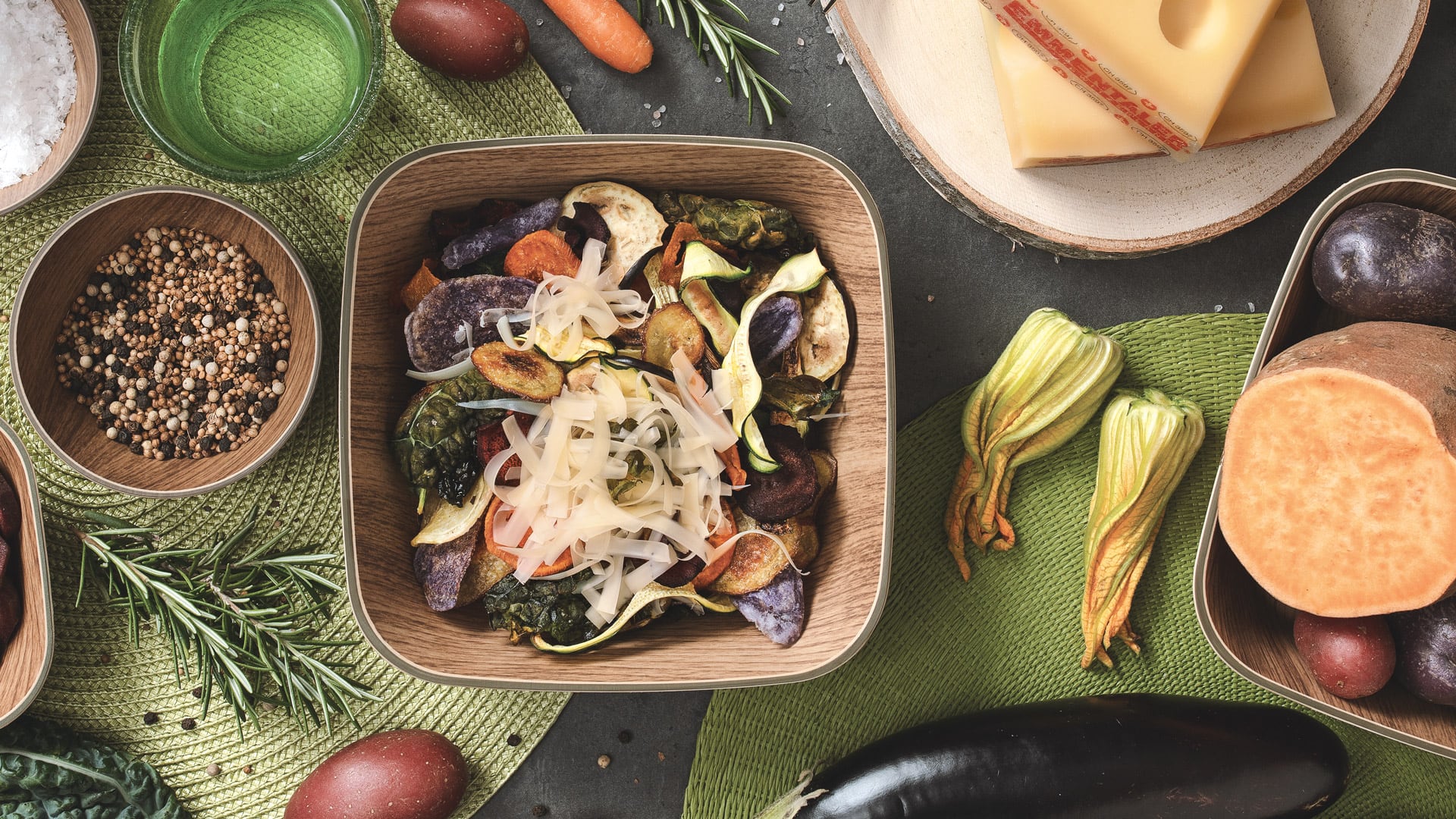 Vegetable chips with Emmentaler AOP - Emmentaler AOP Switzerland