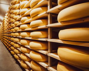 Emmentaler AOP Käse_Käsekeller