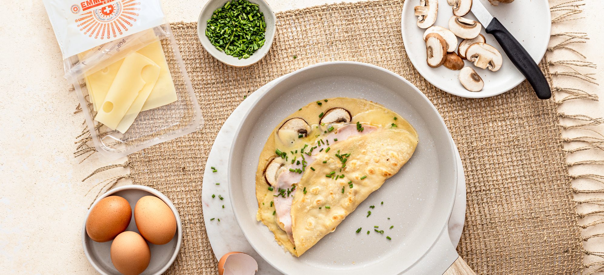 Zoe Torinesi Brunch omelette with Emmentaler AOP, ham and mushrooms - Emmentaler AOP Switzerland