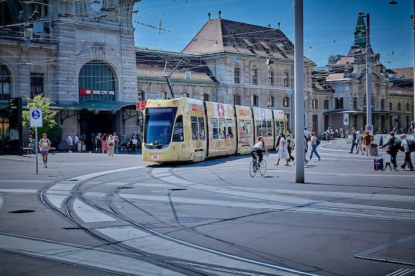Emmmentaler AOP Tram Basel 1